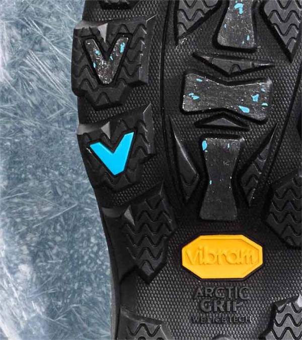 vibram arctic grip shoes