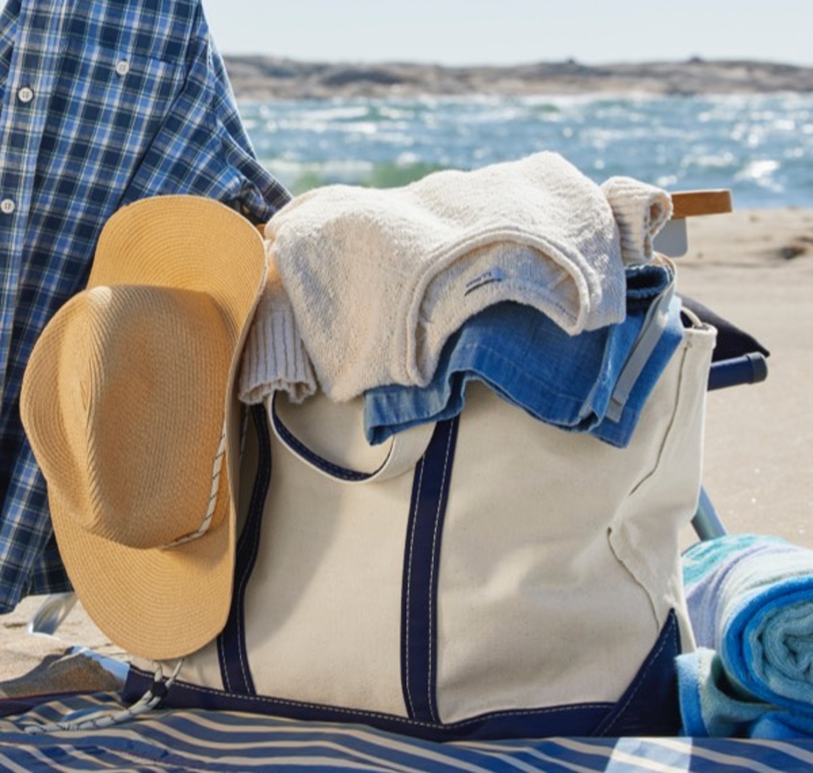image of beach bag