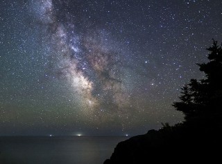 nighty sky above the ocean