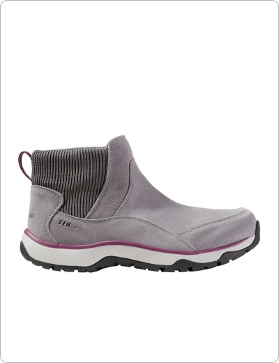 A Women’s Snow Sneaker 5 Ankle Boot Waterproof Insulated Pull On.
