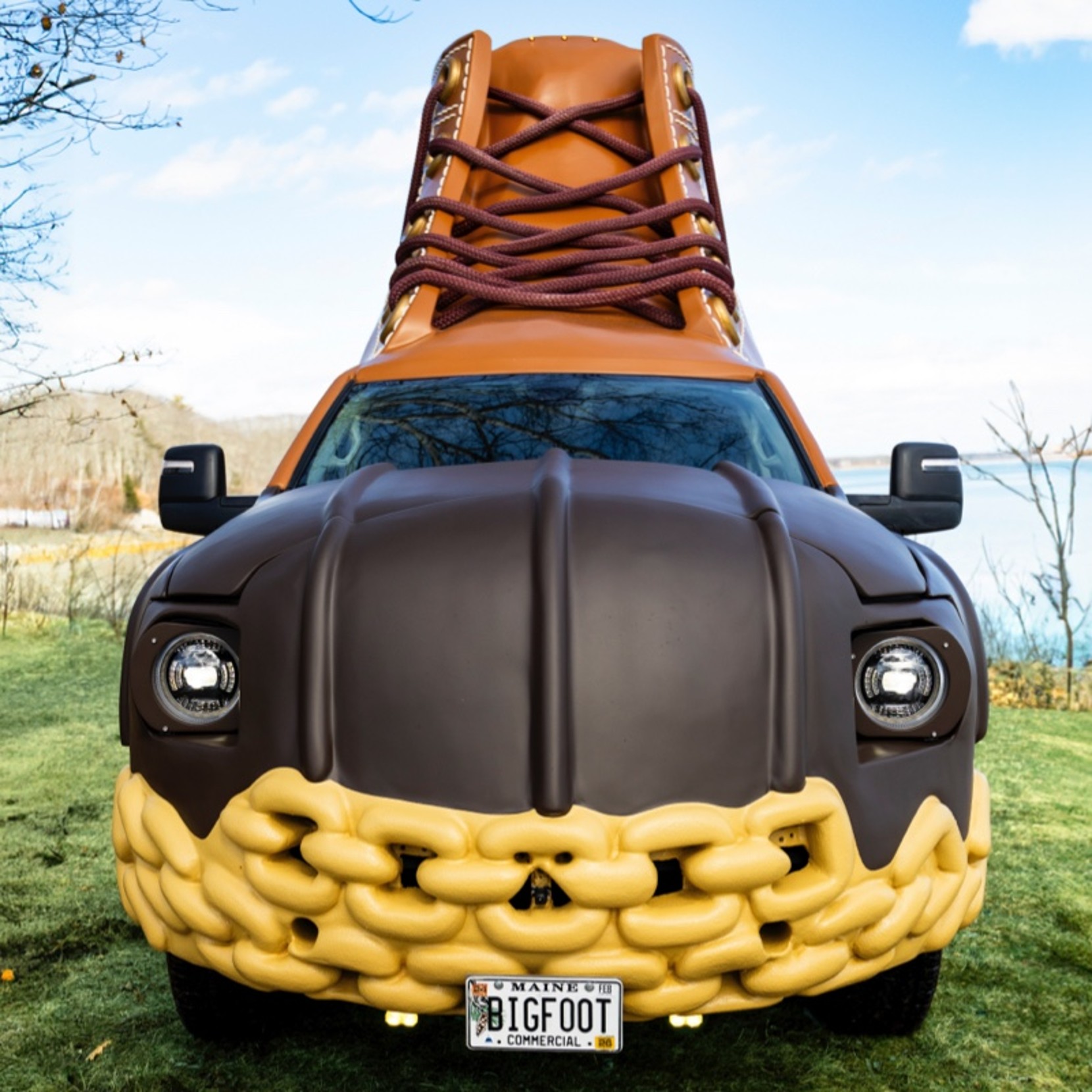 front view of the bootmobile