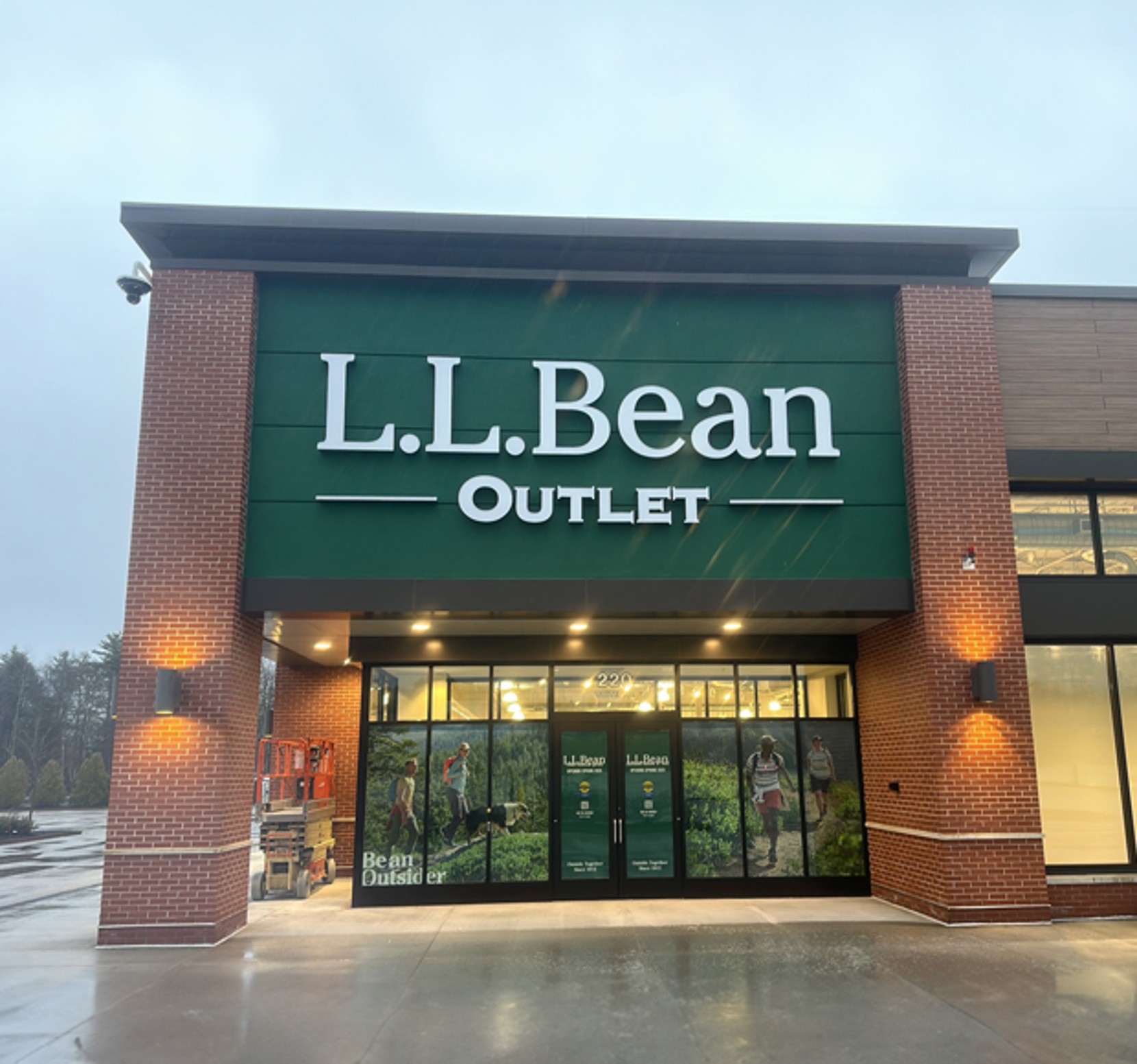 Biddeford Outlet coming soon
