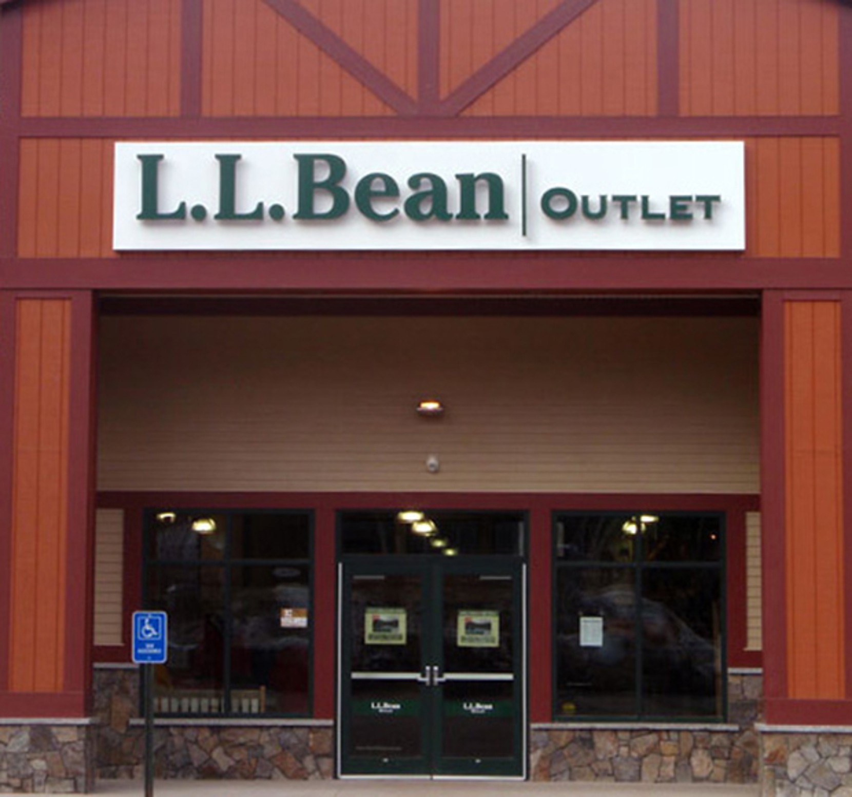 North Conway Outlet Store