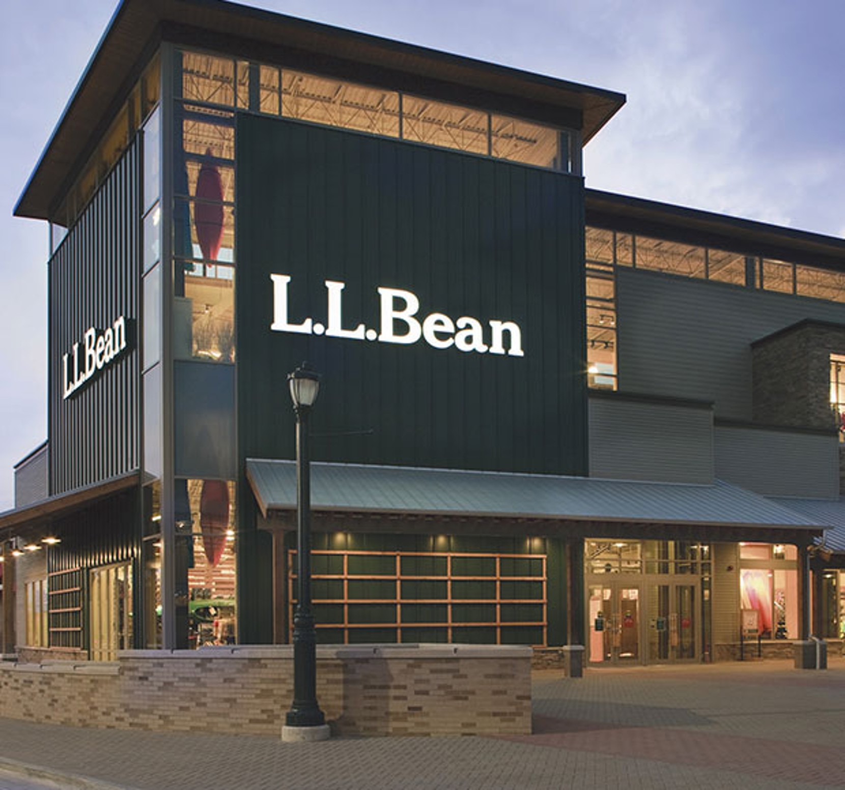 Skokie IL L.L.Bean Reatil Store