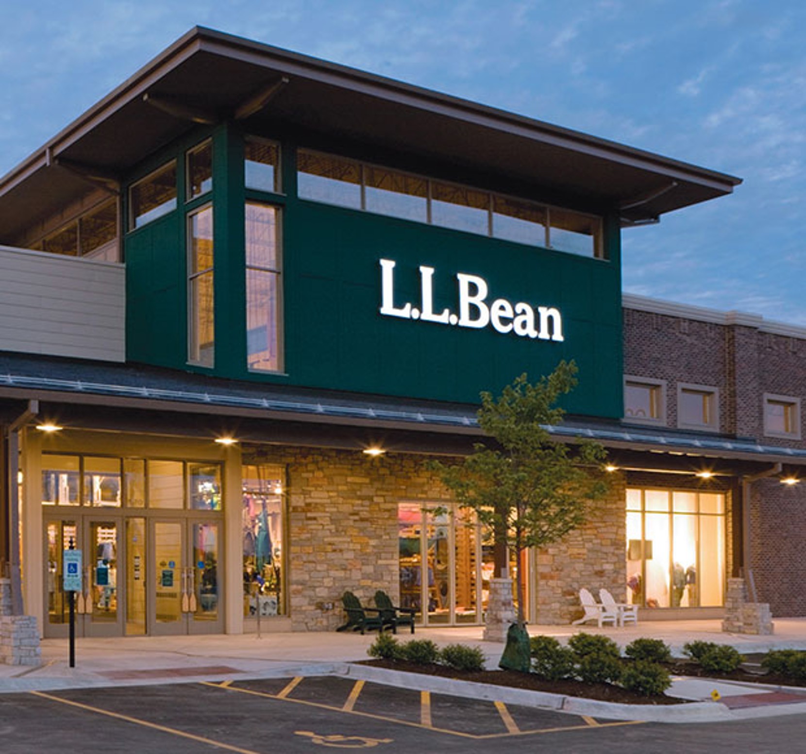 South Barrington, IL L.L.Bean Reatil Store