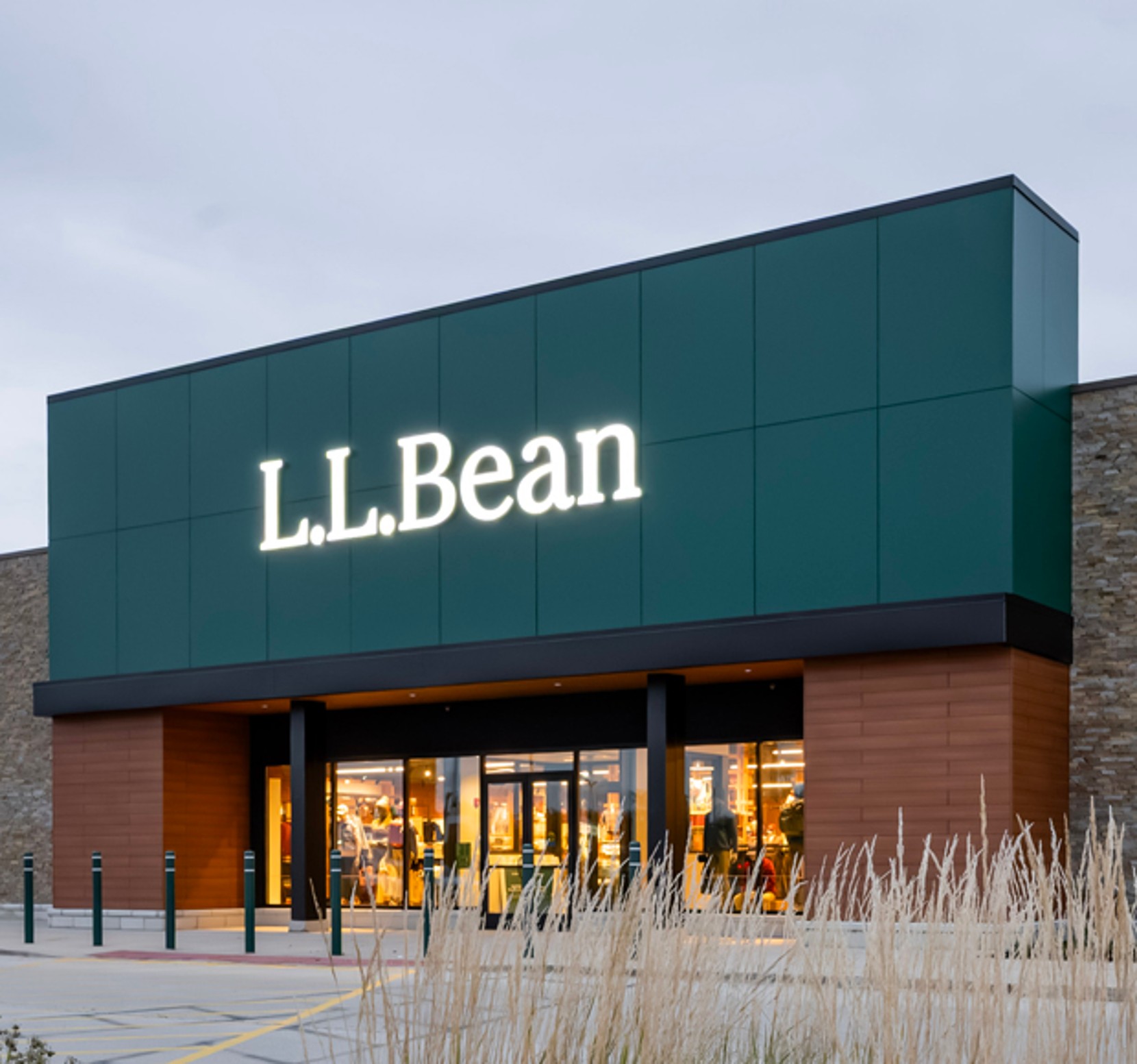 Naperville, IL L.L.Bean Retail Store