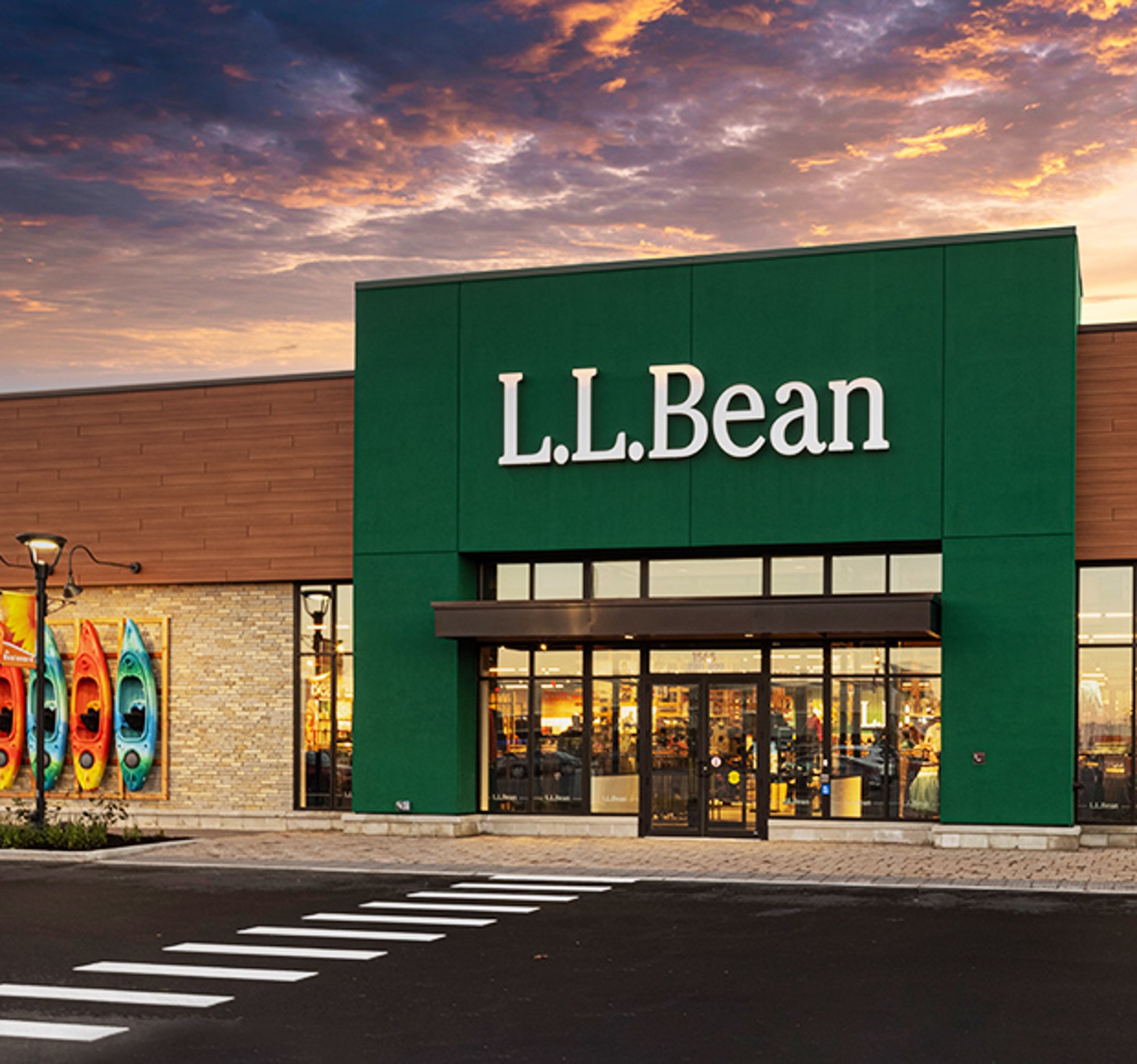 Amherst L.LBean Store