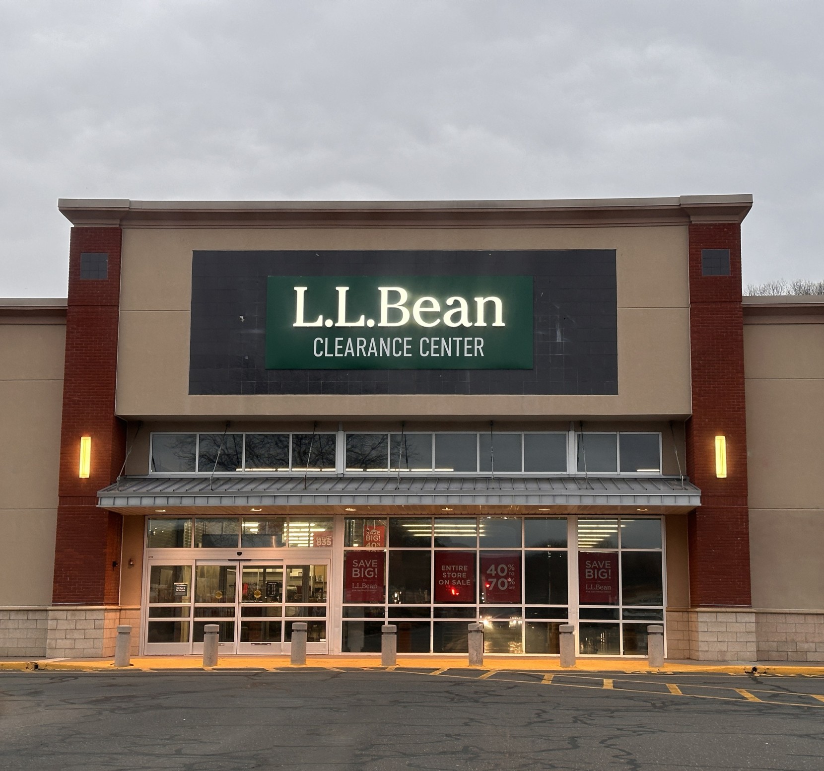 Southington, CT L.L.Bean Clearance Center